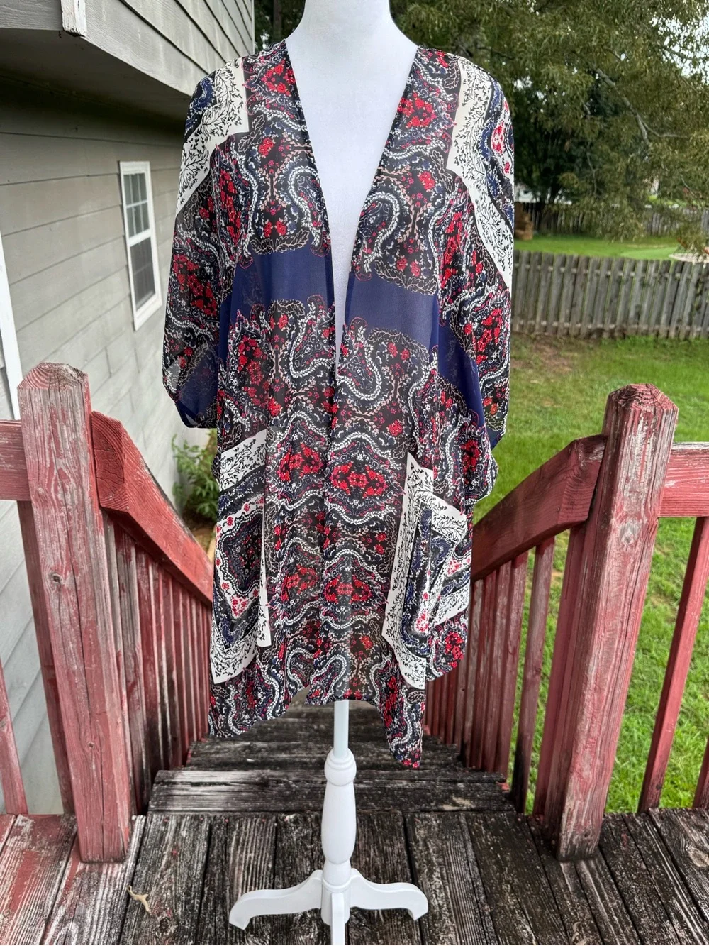 Maurice’s Boho Paisley Open Front Kimono Navy Red & Cream Layering Romantic L/XL